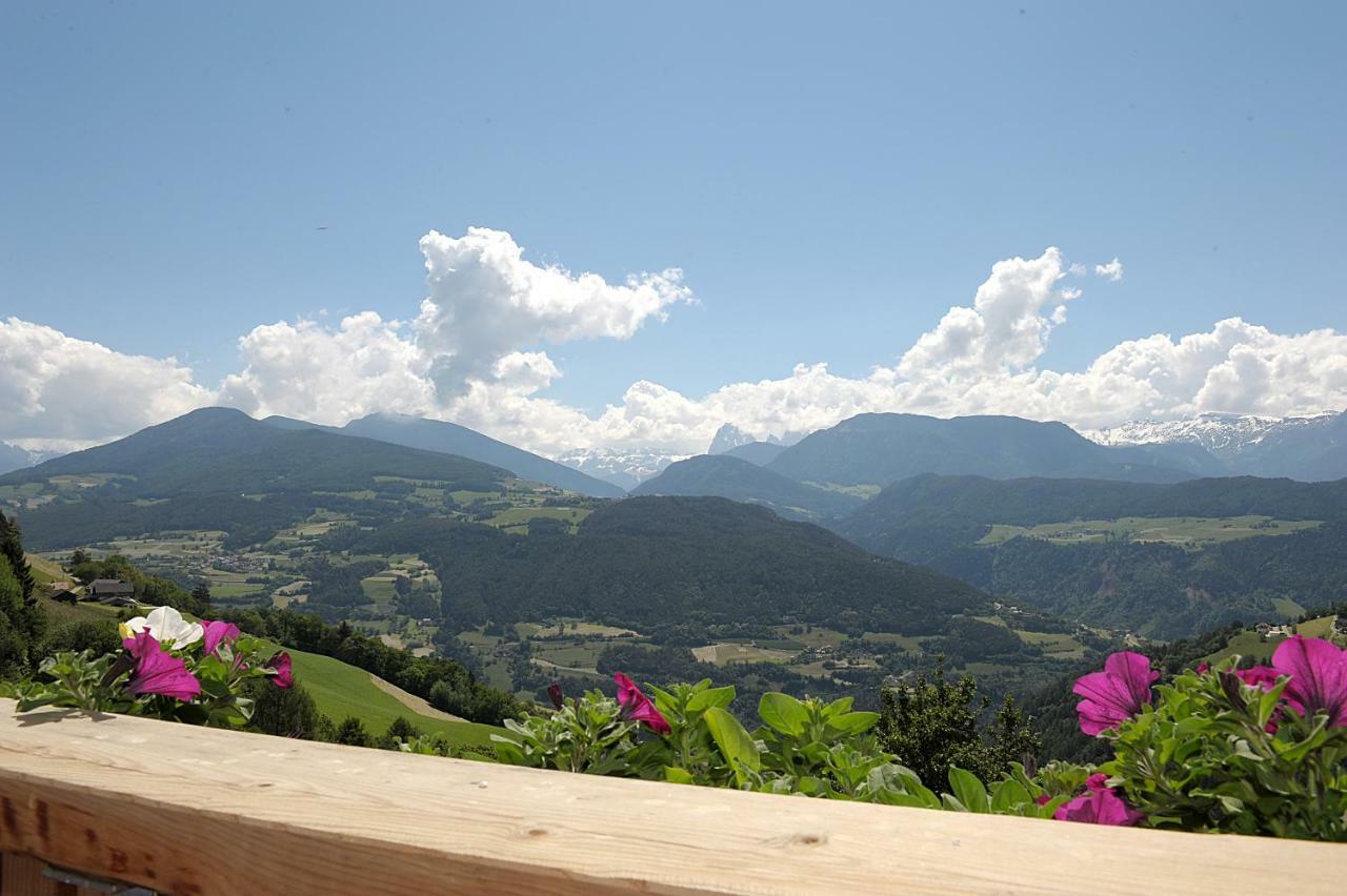 Rumpelehof Villandro Esterno foto